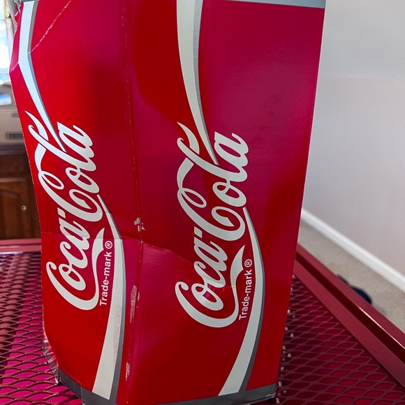 Coca-Cola Red Collector's Box - Picture 7 of 9